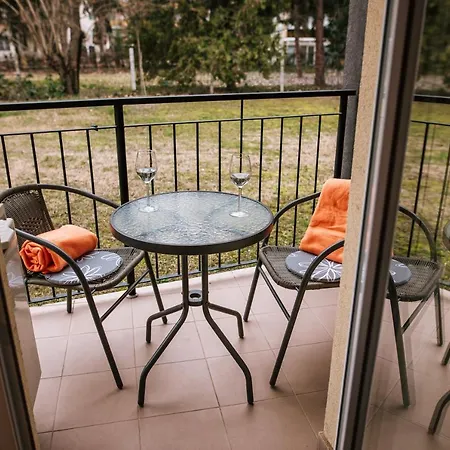 Apartment Igenyes & Ujszeru Studio A Napfenyfurdo Kozeleben *